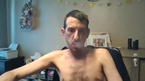 Snapshot of belgianboy33 chatting on July 10, 7:34 am Dreamcock online show from July 10, 7:34 am
