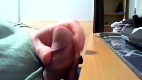 belgianfatcock online show from February 25, 7:29 am