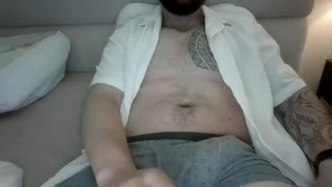 Snapshot of belibou chatting on June 21, 6:49 am belibou online show from June 21, 6:49 am