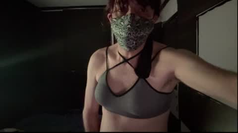 Snapshot of belindaxross chatting on July 14, 1:52 am Dee Belinda X online show from July 14, 1:52 am