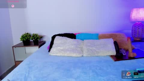 bell_popper online show from December 18, 7:09 pm