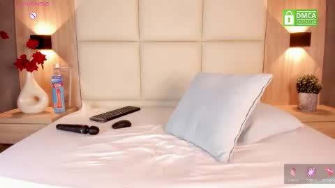 Bella cam online show from February 11, 7:41 pm