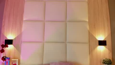 Snapshot of bella1207 chatting on July 9, 7:07 pm Bella cam online show from July 9, 7:07 pm