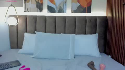 bella13_ online show from July 23, 8:40 pm