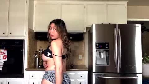 bella69donna online show from February 26, 3:55 pm