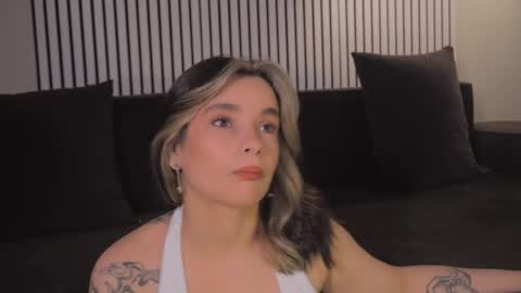 Snapshot of bella_alita chatting on May 13, 8:38 pm lita online show from May 13, 8:38 pm