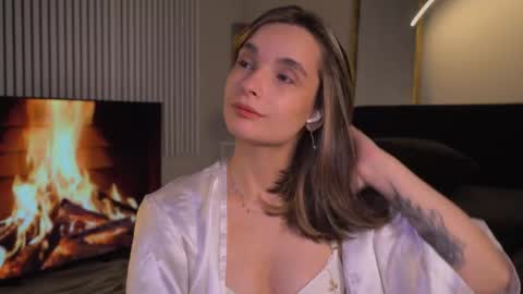 Snapshot of bella_alita chatting on June 3, 8:14 pm lita online show from June 3, 8:14 pm
