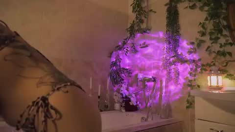 Snapshot of bella_alita chatting on June 14, 8:22 pm lita online show from June 14, 8:22 pm