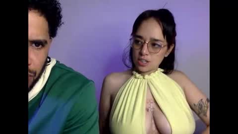 Snapshot of bella_and_koko chatting on April 21, 11:07 pm bella_and_koko online show from April 21, 11:07 pm