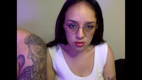 Snapshot of bella_and_koko chatting on April 29, 12:05 am bella_and_koko online show from April 29, 12:05 am