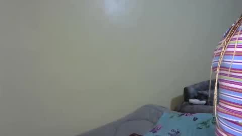 Snapshot of bella_c8 chatting on May 8, 2:22 pm bella_c8 online show from May 8, 2:22 pm