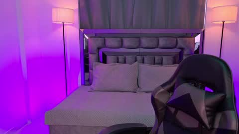 Bella  online show from March 26, 1:06 pm