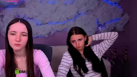 Snapshot of bella_dorn chatting on June 18, 7:51 pm Bella online show from June 18, 7:51 pm