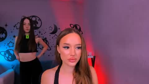 Snapshot of bella_dorn chatting on August 2, 9:30 am Bella online show from August 2, 9:30 am