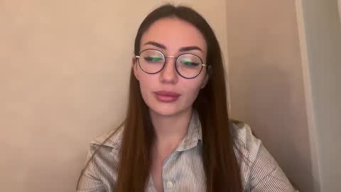 Snapshot of bella_foxxi chatting on December 23, 8:36 pm bella_foxxi online show from December 23, 8:36 pm