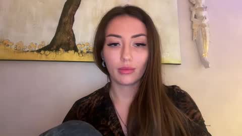 Snapshot of bella_foxxi chatting on January 10, 6:17 pm bella_foxxi online show from January 10, 6:17 pm