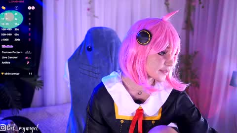 In instagran bel myangel online show from April 4, 5:21 pm