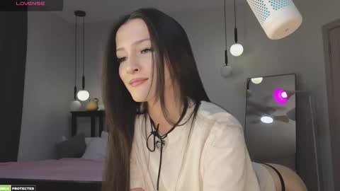 Bella next stream December 2 at 9pm gmt online show from October 20, 3:07 am