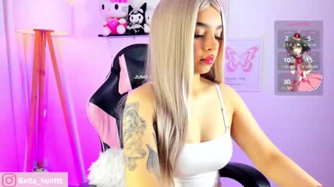 Snapshot of bella_hunteer chatting on January 14, 7:36 am bella igbella hunttt online show from January 14, 7:36 am