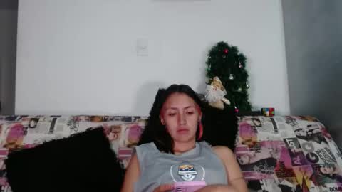 Snapshot of bella_marlowe chatting on December 11, 6:04 am Bella Marlowe online show from December 11, 6:04 am