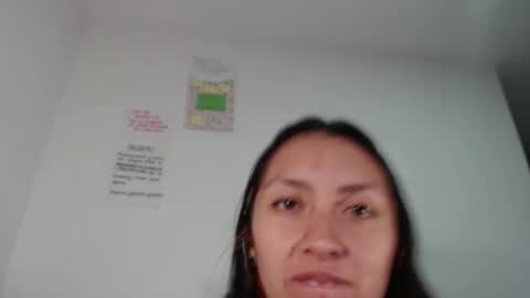 Snapshot of bella_marlowe chatting on February 14, 1:45 am Bella Marlowe online show from February 14, 1:45 am