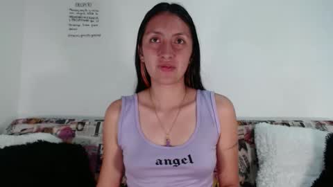 Snapshot of bella_marlowe chatting on March 9, 9:25 pm Bella Marlowe online show from March 9, 9:25 pm