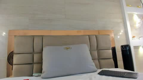 Snapshot of bella_novoa chatting on May 29, 5:16 am BELLA online show from May 29, 5:16 am