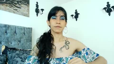 Snapshot of bella_poisonous chatting on February 7, 1:09 am Bella online show from February 7, 1:09 am