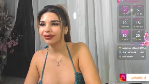 bella_posh online show from November 6, 4:35 am