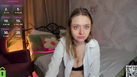 Linda Bella online show from December 22, 12:51 am