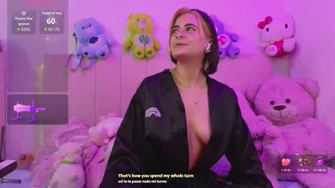 bella_thixx online show from March 21, 4:17 am