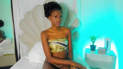 Bella Dajud online show from January 18, 6:50 am