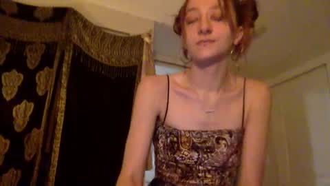 bellababe_e online show from March 4, 5:02 am