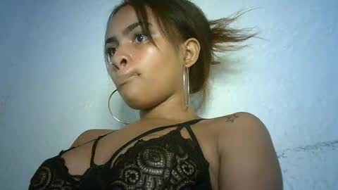 Bella online show from December 9, 10:30 pm