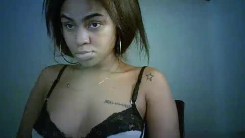 Bella online show from February 11, 11:32 am