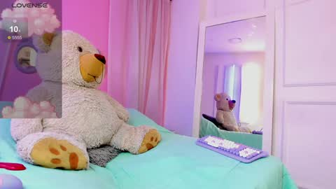 Snapshot of bellabm chatting on December 10, 1:55 pm online show from December 10, 1:55 pm