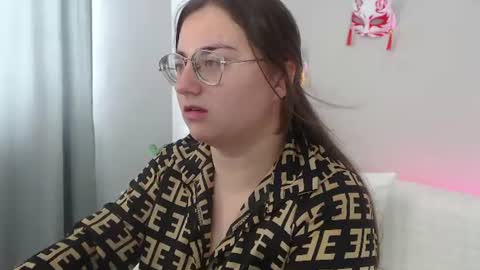 Snapshot of bellacohen chatting on July 14, 5:34 am Anna online show from July 14, 5:34 am