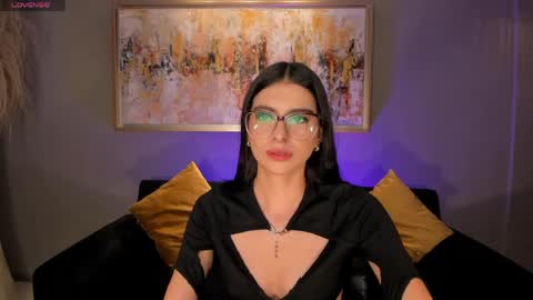 Bella online show from May 7, 4:07 am