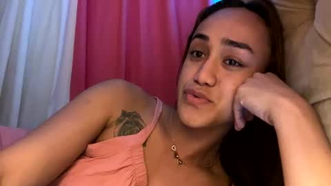 Snapshot of belladeputaxx chatting on July 16, 2:17 am IM BELLA online show from July 16, 2:17 am