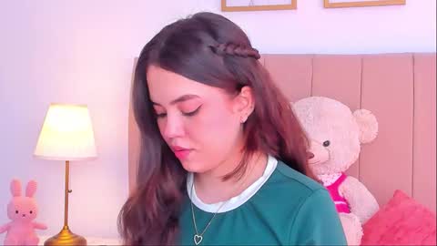 Snapshot of bellafontana chatting on February 25, 6:39 pm BellaFontana online show from February 25, 6:39 pm