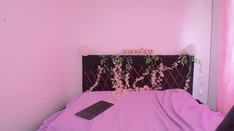 Snapshot of bellagoddessss chatting on October 4, 3:43 pm bella  online show from October 4, 3:43 pm