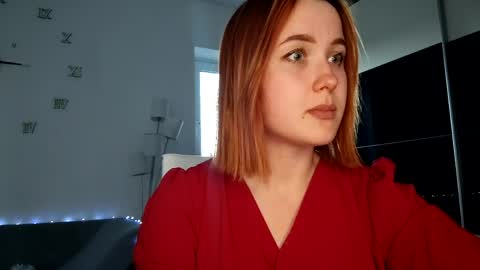 Snapshot of bellahoneyy_ chatting on May 31, 7:04 pm Bella online show from May 31, 7:04 pm