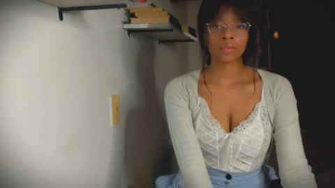 Snapshot of bellahproudly chatting on July 5, 4:19 am Bellah online show from July 5, 4:19 am