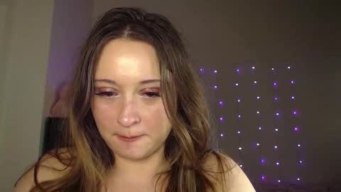 Bella Monroe online show from December 29, 8:11 am