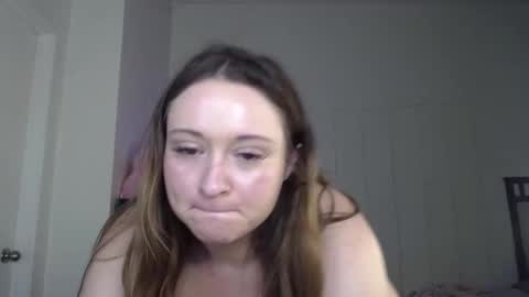 Bella Monroe online show from January 3, 8:21 am