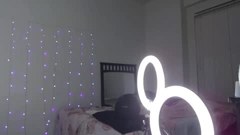 Bella Monroe online show from January 9, 8:24 am