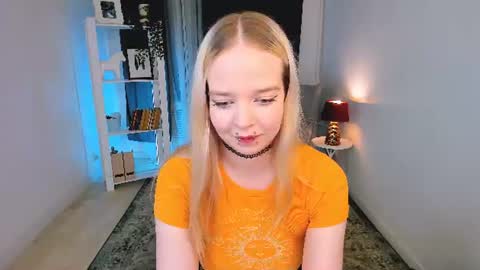 Snapshot of bellamontgomery chatting on July 11, 7:38 pm Bella online show from July 11, 7:38 pm