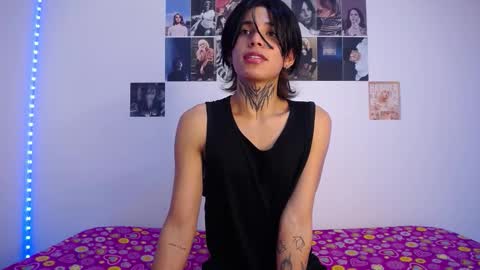 bellamy_094 online show from February 4, 8:03 pm