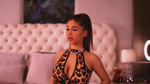 Bella online show from April 12, 6:57 pm