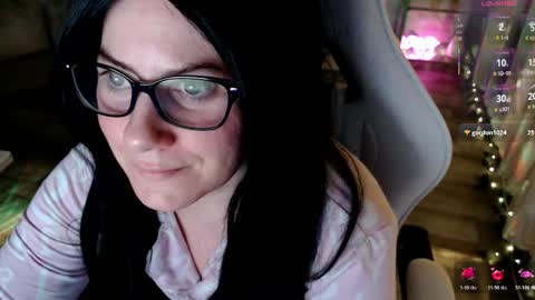 Starr40 online show from April 15, 7:15 am